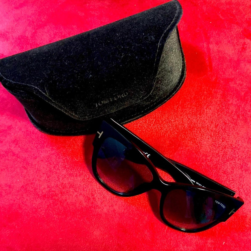 Cat eyes sunglasse